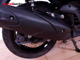 YAMAHA NMAX