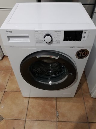 Lavadora Beko 9kg ProSmart Inverter muy buena.