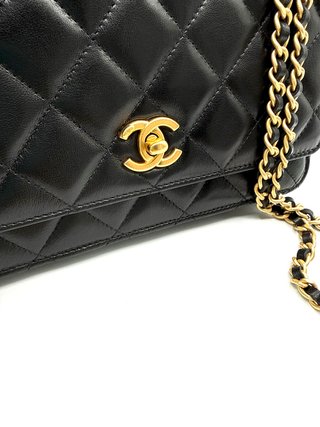 Bolso Chanel WOC Perlas Negro Dorado