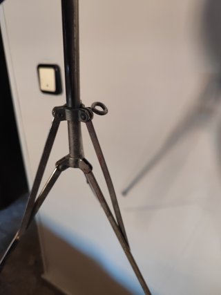 Atril metálico plegable