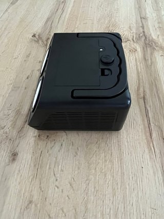 Máquina de burbujas portátil con líquido