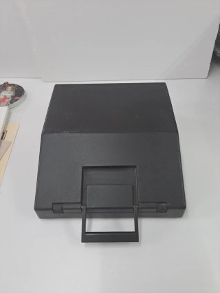 Máquina de escribir Olivetti Lettera 42