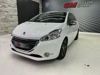 Peugeot 208 3P ALLURE 1.6 BlueHDi 120