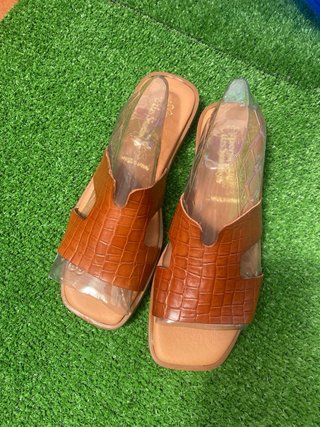 Sandalias de piel efecto cocodrilo
