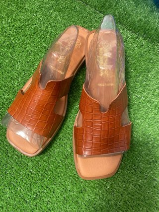 Sandalias de piel efecto cocodrilo