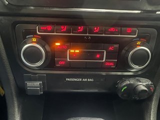 Volkswagen Golf Variant 2.0 TDI 140 DPF DSG Sport