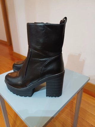 Botas negras plataforma tacón