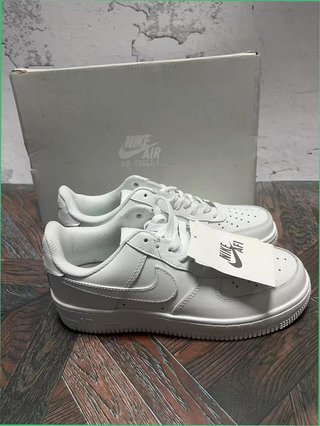 Nike Air Force 1 Blancas Talla 38.5