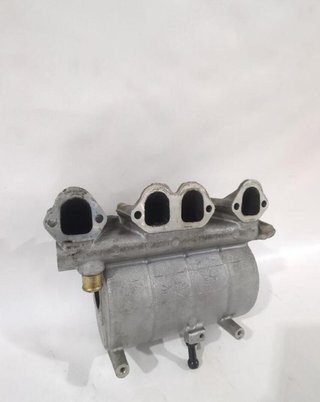 Volkswagen 180903 colector 03e129711c polo 1.9 sdi