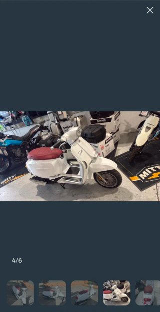 Lambretta G350 Scooter Blanca y Roja
