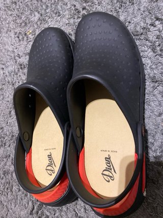 Zapatos Duo Cocina Negro/Rojo Sin Usar