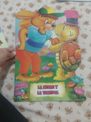 LIBRO CUENTOS 22X32 COL FABULAS GIGANTES