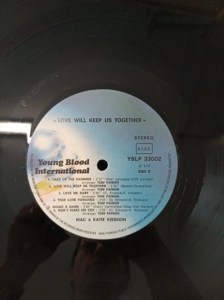 Mac & Katie Kissoon Love Will Keep Us Together LP