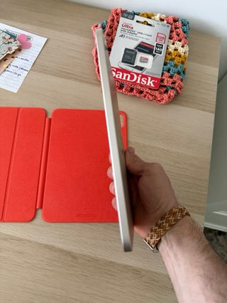 iPad mini 6ª gen 64GB gris + funda original