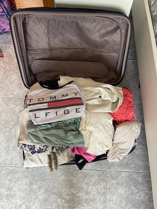 Pack Ropa y Maleta Tommy Hilfiger