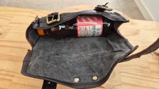Sottosella in pelle vintage per moto custom o bici