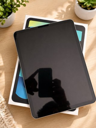 iPad Air 4ª Gen 64GB Wi-Fi + Fundas