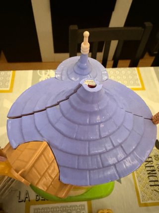 Torre Rapunzel Disney Mattel, muñeca mini y libro