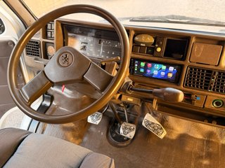 Autocaravana Peugeot J5 restaurada impecable