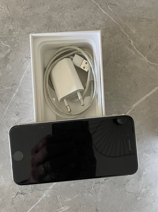 iPhone SE 2020 Space Gray