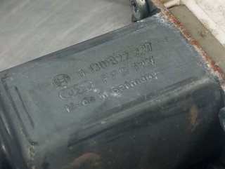ELEVALUNAS DELANTERO DERECHO BMW SERIE 1 BERLINA