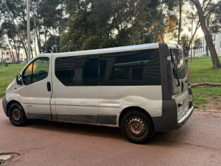 Renault Trafic 2004 modelo largo 9 plazas