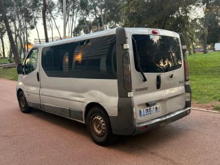 Renault Trafic 2004 modelo largo 9 plazas