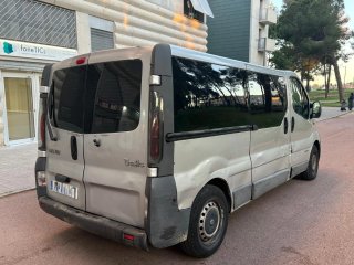 Renault Trafic 2004 modelo largo 9 plazas