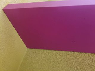 Estante de pared fucsia