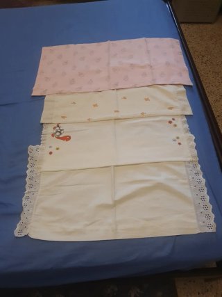 4 Funda de almohada bebé con encaje