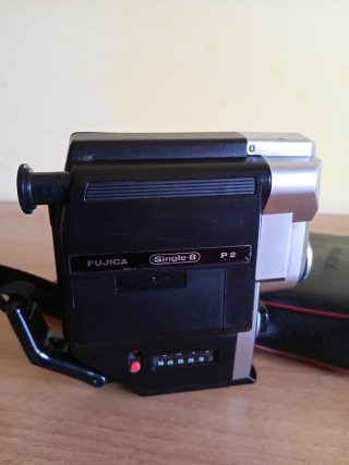 Cinepresa Fuji Single 8 R25 a 35€