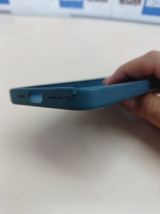 Cover in silicone per Apple iPhone 16e verde
