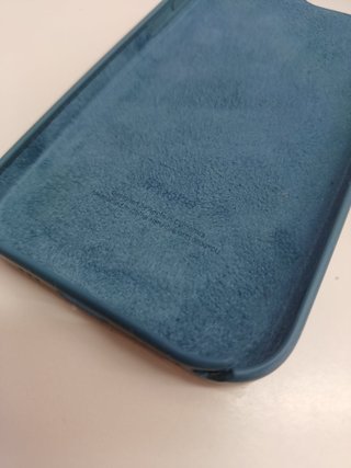 Cover in silicone per Apple iPhone 16e verde