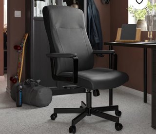 Silla de oficina negra (9uds) Cada silas 45€