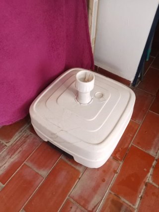 Set Mesa + 4 Sillas + Sombrilla Exterior