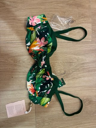 Braguita bikini Ysabel Mora estampado tropical Tal