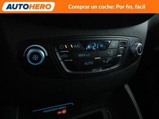 Ford Tourneo Courier 1.0 EcoBoost Titanium