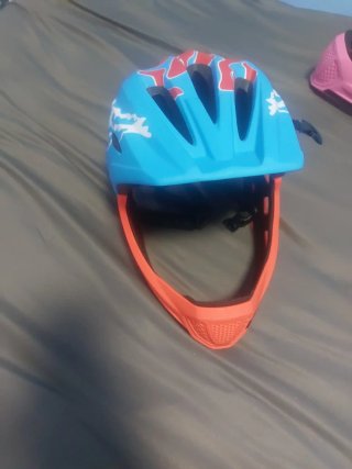 Cascos infantil 8-12 años (Precio hablable)