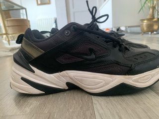 Zapatilla Nike M2K Tekno Negra y Blanca
