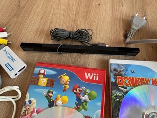 Pack Wii 2 mandos 2 nunchuk 4 juegos