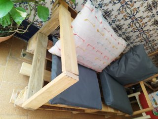 Sofá de Palets ,20€ Recoger hoy