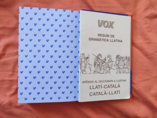 Diccionari il.lustrat llatí llatí-català català...