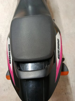Suzuki GS 500 Naked Negra