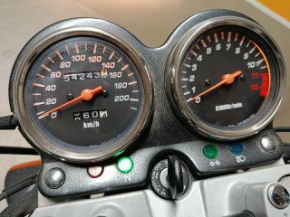Suzuki GS 500 Naked Negra
