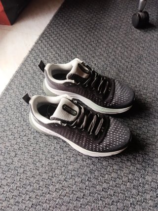 Zapatillas Under Armour HOVR Turbulence Gris