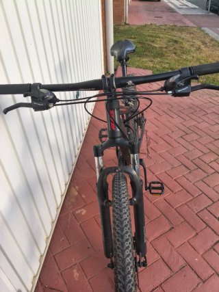 Bicicleta de Montaña Negra