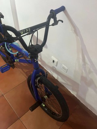 Bicicleta BMX Wipe Azul