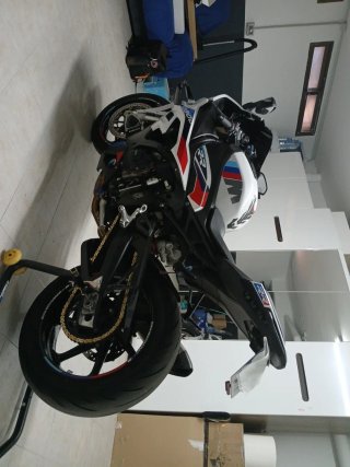 BMW S1000RR PACK M
