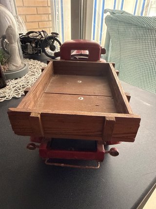 Camión de Juguete Antiguo Rojo