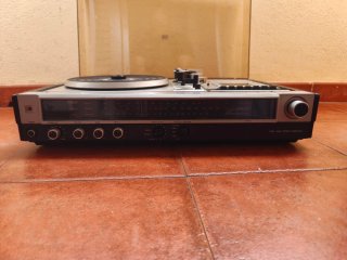 Equipo Philips Tocadiscos y Radio Cassette